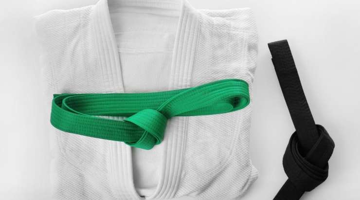 Équipement de karaté : les essentiels pour débuter